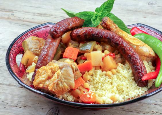 Couscous Royal Au Poulet Et Aux Merguez